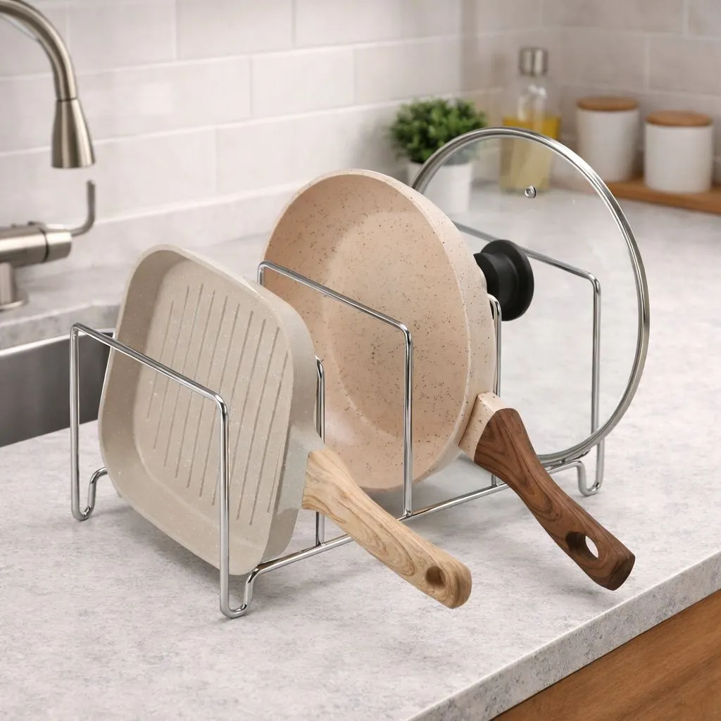 Foto de um Organizador de assadeiras e frigideiras